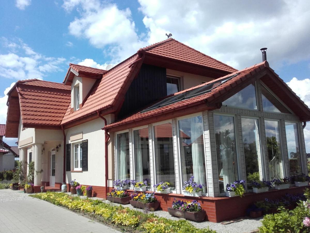 Willa Za Debami Aparthotel Głogów Buitenkant foto